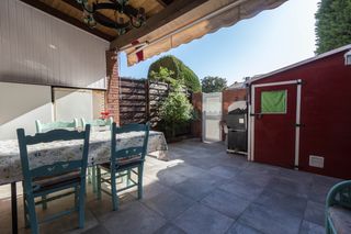 Casa a schiera in Carrer josep llimona 11. Ideal para familia con niños