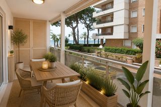 Appartement  Carrer de la salut 2. Apartamento con 3 dormitorios con vistas al mar