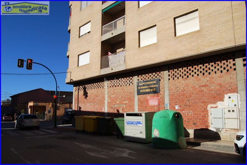 Foto f62bc0ca-9c86-431d-a51f-a7a0947535d9. Local comercial a Santomera