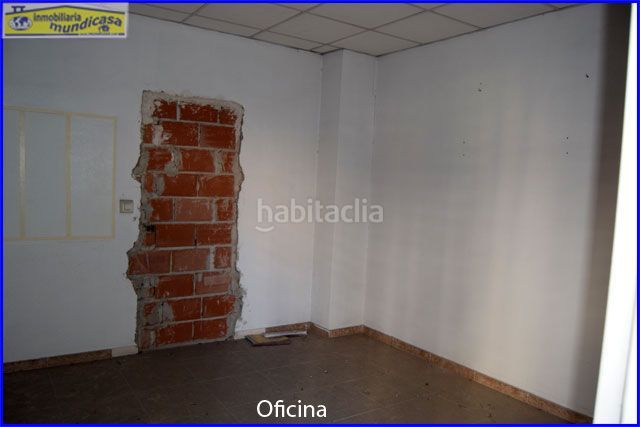 Foto 622f8052-b7ad-47bd-921b-e2d3f00d2355. Local comercial a Santomera