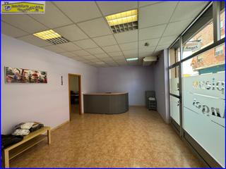 Local Comercial a Santomera. Amplio local comercial en santomera zona el rosario
