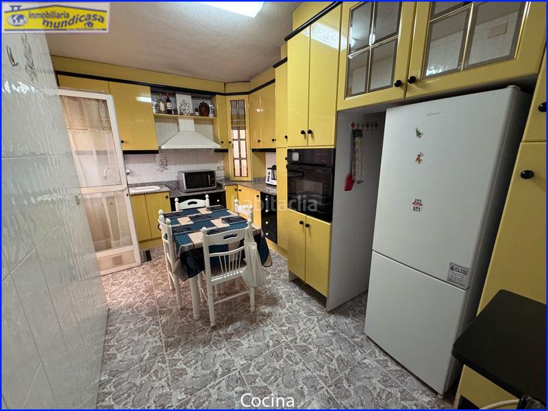 Foto 6038fe58-548c-400f-a5a2-f7f61302c2fc. Dúplex amb xemeneia a Santomera