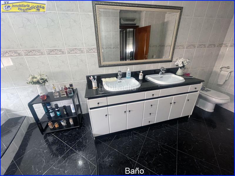 Foto 636e9953-6d93-43f1-8202-c0b359ec59e3. Casa adossada amb xemeneia calefacció a Cobatillas Murcia