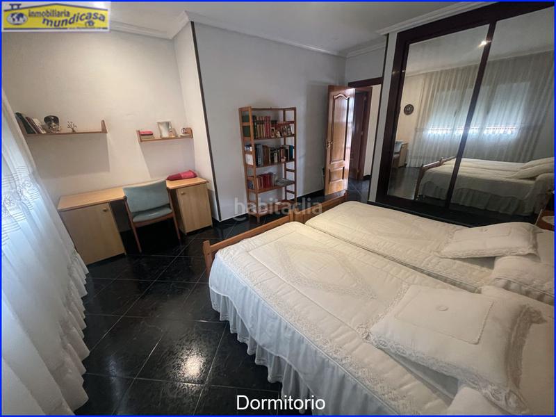 Foto ad6c86f3-2344-4915-981b-f761e7fd85dc. Casa adossada amb xemeneia calefacció a Cobatillas Murcia