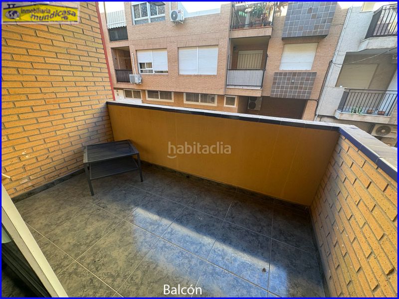 Foto e15af299-34ee-4896-ace6-bc34ae90114b. Pis amb aparcament a Santomera