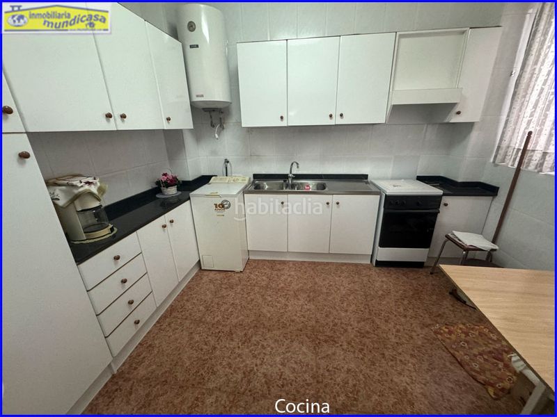Foto 6a4c87a1-bb9a-4062-b569-8c8ab7e76d2a. Casa amb aparcament a Santomera