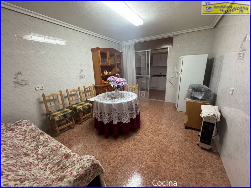 Foto 769b21a7-04f7-41b1-89a5-697b67a36496. Casa amb aparcament a Santomera