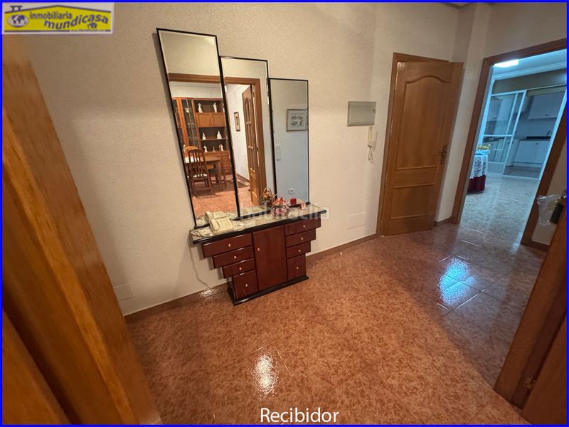 Foto b12ba39e-a795-47ee-ab5c-8f0a470257c4. Casa amb aparcament a Santomera
