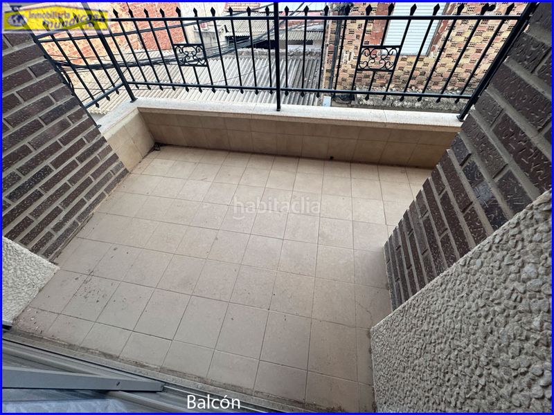 Foto efee5886-53bb-42af-b6a0-7330276cb69a. Casa amb aparcament a Santomera