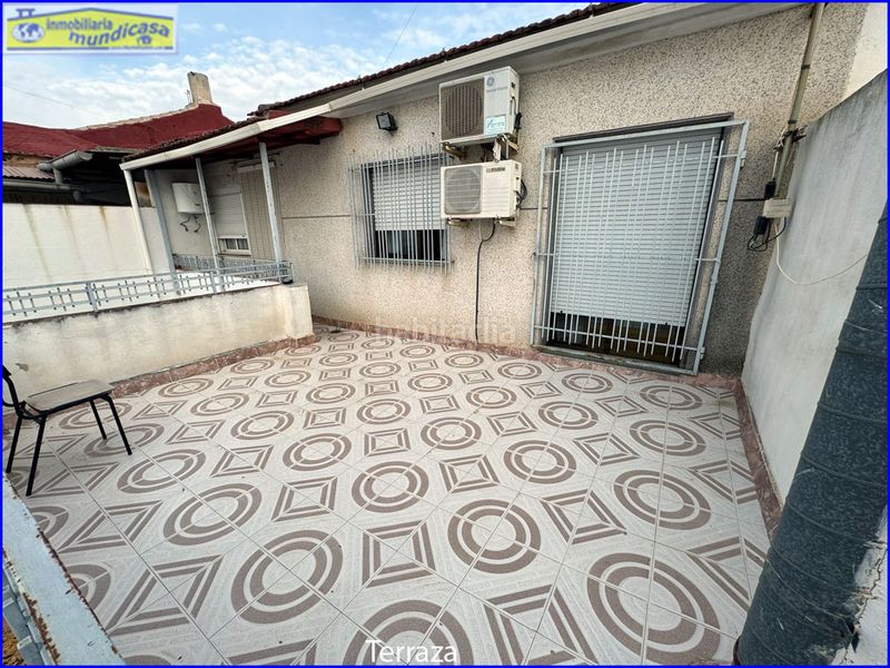Foto eb0c8b7a-05f3-40e5-95bd-718a7cbb1981. Casa adossada a Santomera