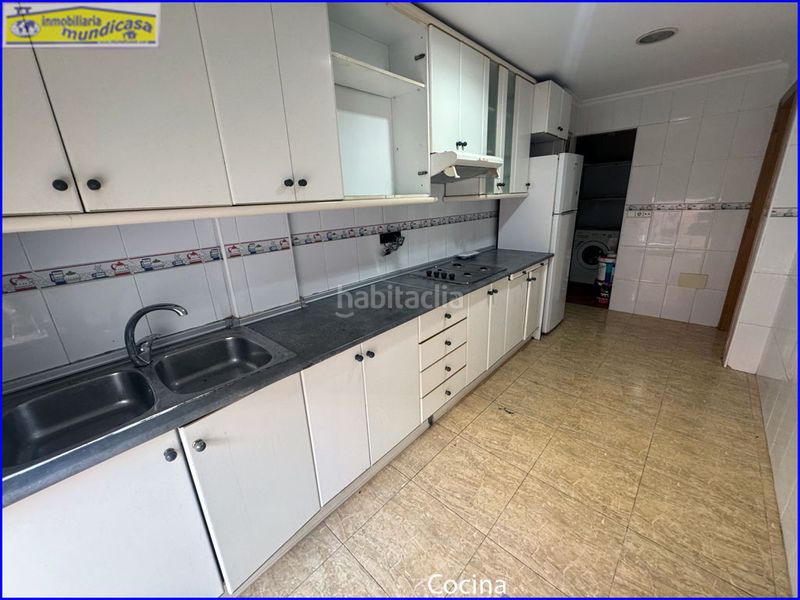 Foto d1df5504-fea2-4df4-8efa-5d2152be8db9. Pis a Santomera