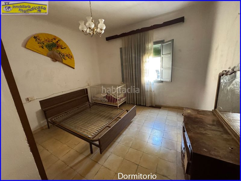 Foto 49b7bc9b-f9f7-4868-8f89-a4d43f40ae51. Casa aparellada amb aparcament a Santomera