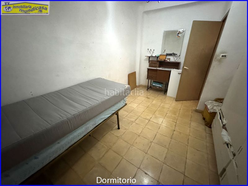 Foto 90a737ae-9722-4ffe-a7eb-666335f78ca0. Casa aparellada amb aparcament a Santomera
