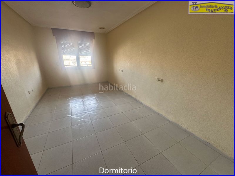 Foto f12461de-fb20-4f15-8a93-69f2cc14db99. Pis amb aparcament a Santomera