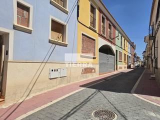 Edifici  San juan y martires. Edificio en venta en campos del río
