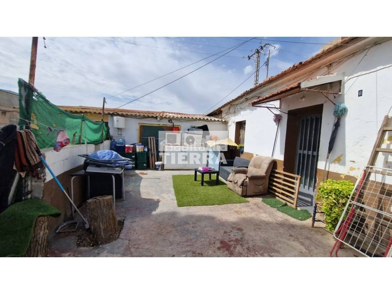 Foto c526f694-726f-45b8-b917-b0b99085e4bf. Casa a Beniaján Murcia