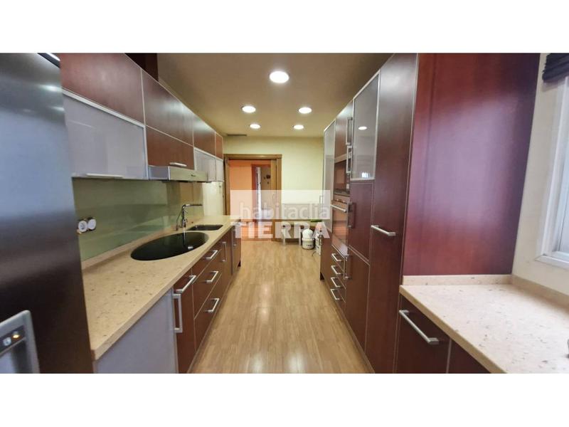 Foto ab98e722-2971-4564-9d44-0ad23639120d. Piso  en venta en gran via en Santa Catalina - San Bartolomé Murcia