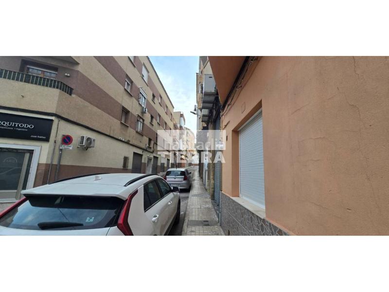 Foto febf7ba2-7c78-409a-865b-9b90bda0dab5. Locale commerciale in Yecla