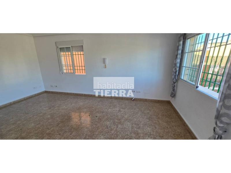 Foto 1cb63f65-e2fd-41d5-b3d9-1ffa8b134c3f. Casa adossada a El Algar Cartagena