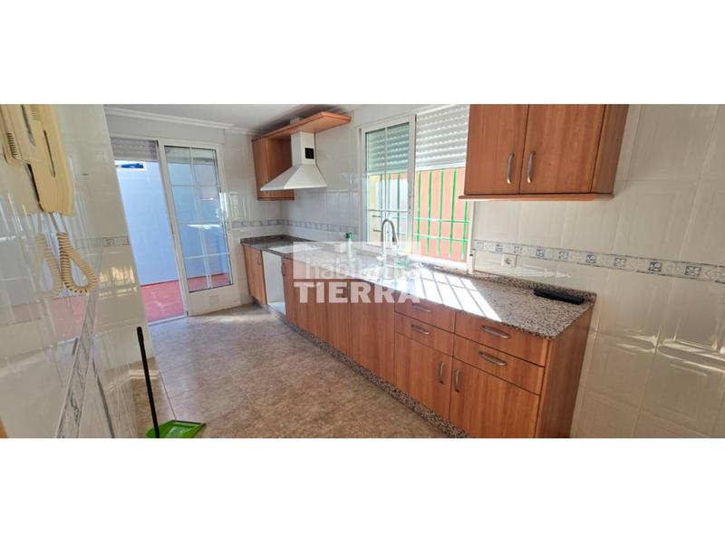 Foto 639ccc78-710d-4ac4-bb5f-9ba95b0051da. Casa adossada a El Algar Cartagena