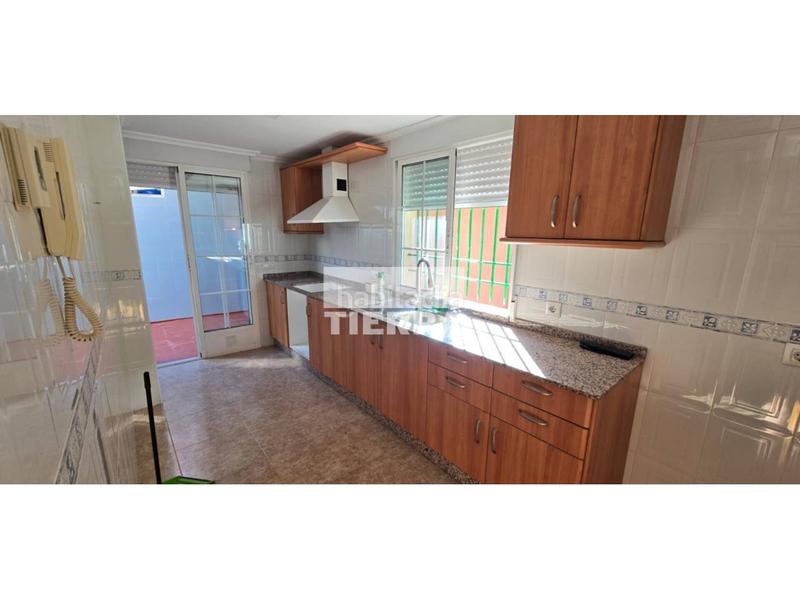 Foto 63ac7dd8-4031-44cc-b9f5-0b151a33d9e2. Casa adossada a El Algar Cartagena