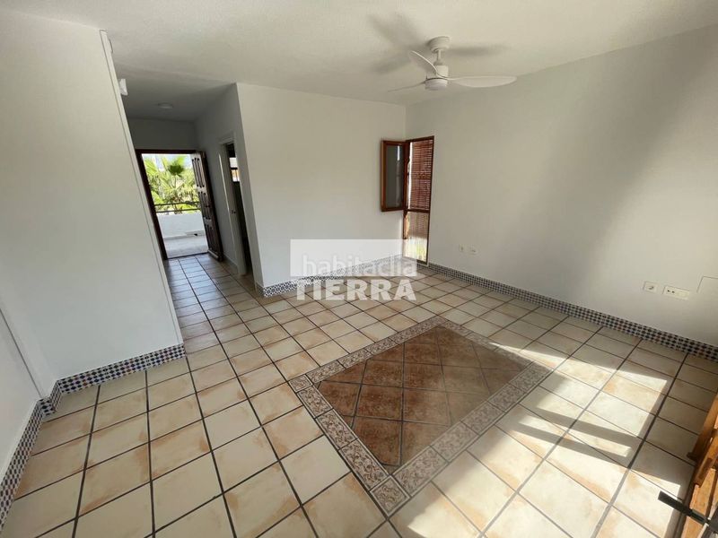 Foto c2837770-aab3-4a7c-b136-d84ce4bb7e86. Pis a Villamartín-Las Filipinas Orihuela