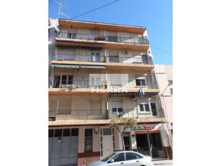 Pis  Cruz de piedra. Venta de piso en yecla