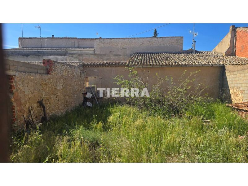 Foto f8c8269d-f47d-4b70-a108-13a420649a46. Casa a Jumilla