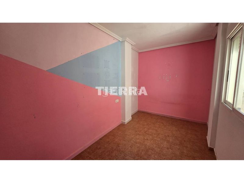 Foto c5dccf00-44fd-4786-b35c-b66916f7273b. Dúplex amb aparcament a Pliego
