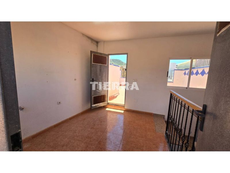Foto db9abb0f-0efc-4903-bd7b-f1be5d6d5378. Dúplex amb aparcament a Pliego