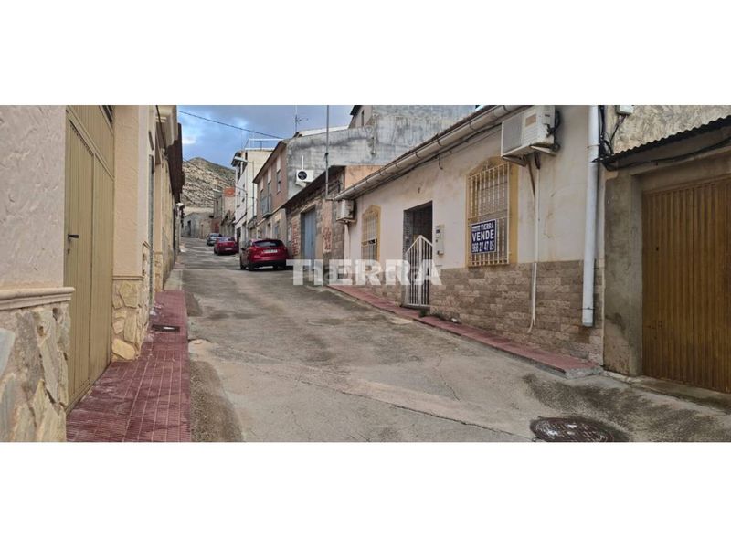 Foto ca1db0ee-4299-4ea5-b7ad-3d7d623832b8. Casa a Abanilla