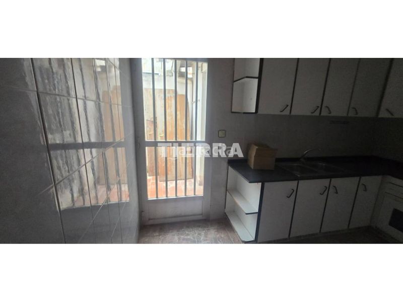 Foto edc1c5ea-d2a1-4a33-81fd-8c733de72958. Casa a Abanilla
