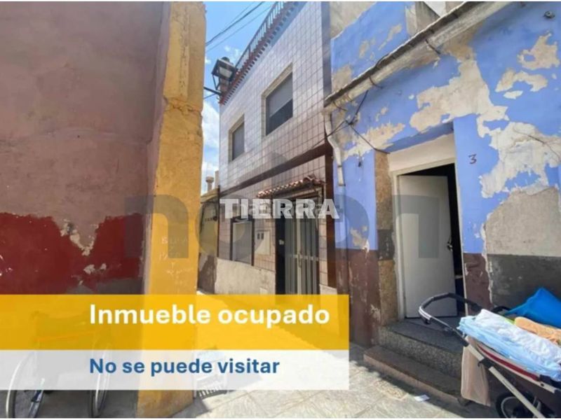 Foto e77976bd-a396-4c5b-b0c1-03ef35b85010. Casa adossada a Orihuela ciudad Orihuela
