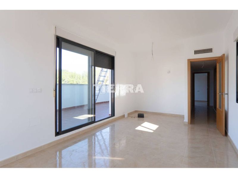 Foto f8e310e3-bc66-4d8f-acf4-72e19f003b2d. Àtic amb aparcament piscina a Calasparra