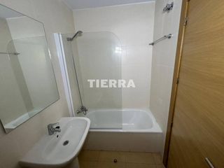 Flat  Calle condado de alhama naranjos. Piso en venta en casas del algibe