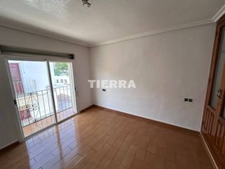 Doppelhaus  Calle madroñeras. Venta de casa pareada en mula