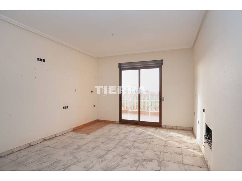 Foto 0e9f5581-3800-4964-8705-baa37ff4abea. Casa aparellada a Archena