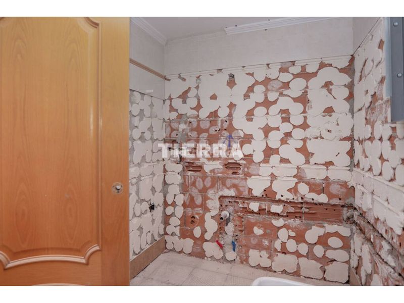 Foto 9d0f2b73-d155-407e-ba85-f06a0d16067c. Casa aparellada a Archena