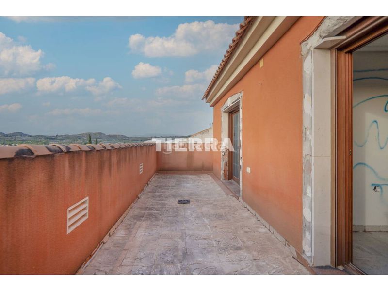 Foto a5618a29-713d-4711-a836-b0f9f73bdd6e. Casa aparellada a Archena