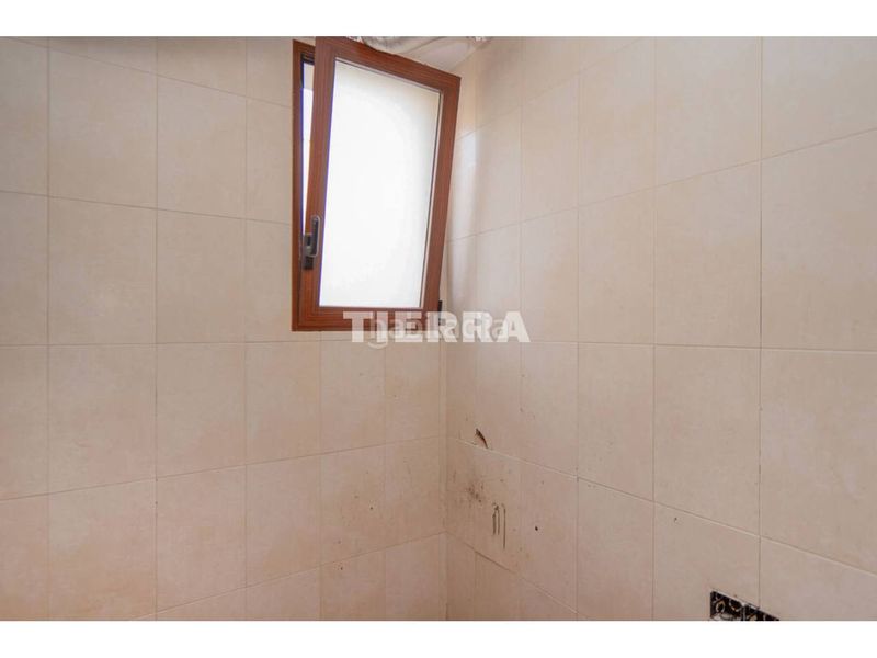 Foto c10c0c05-3882-4654-b29d-b7962ba2be30. Casa aparellada a Archena