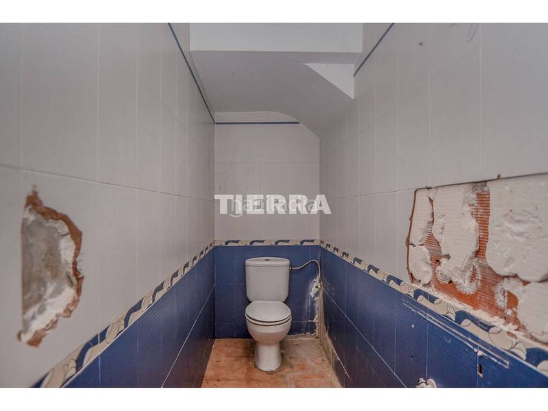 Foto c68beb46-e4ca-475e-abd4-e4a13ccbea84. Casa aparellada a Archena