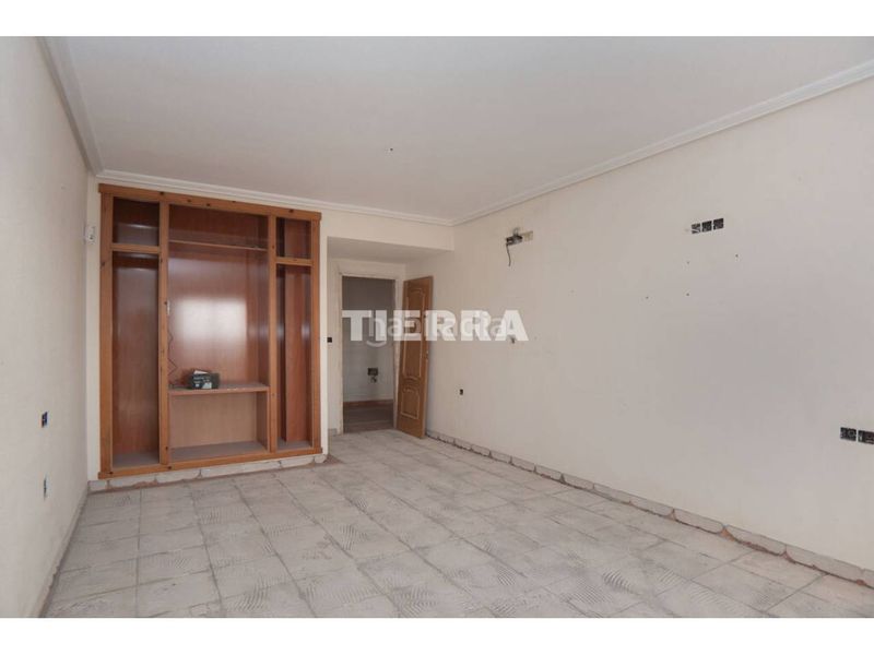 Foto d791abef-1d08-4506-90ad-d115b5fd9f0a. Casa aparellada a Archena