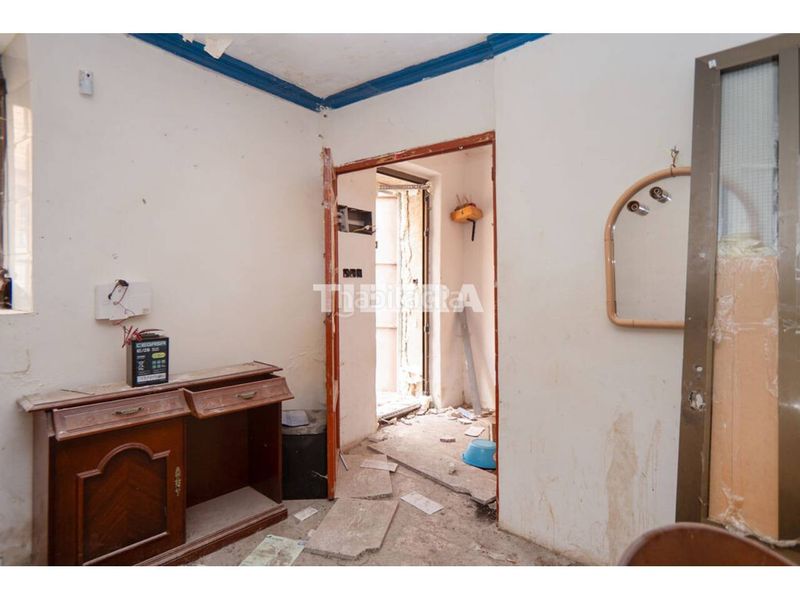Foto dd02d582-b6a3-4ea2-9e86-3058016613e9. Casa aparellada a Yecla