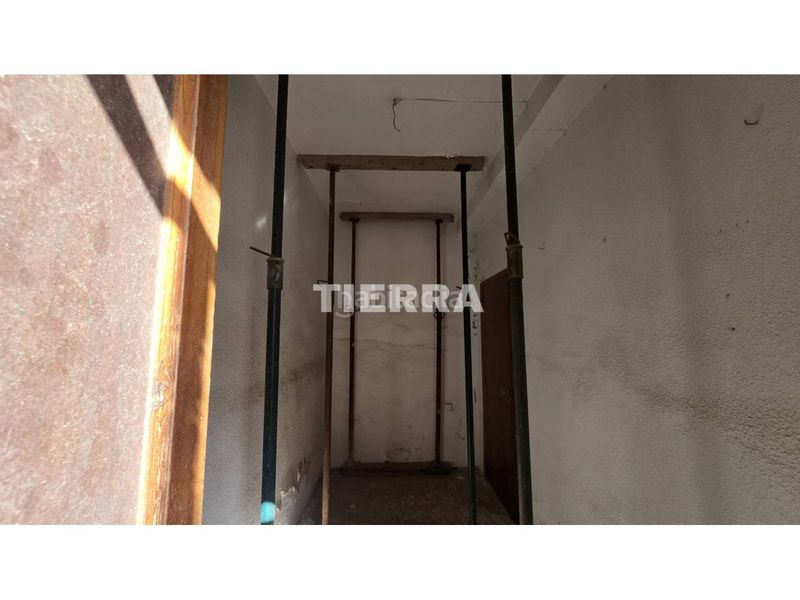 Foto 6a746224-4ba1-43d3-8fa9-0cef0aa5c048. Casa aparellada a Yecla