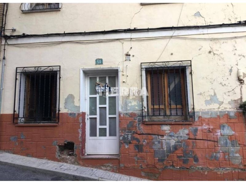 Foto 9a12b345-6439-4043-a8c2-a235415bf9a6. Casa aparellada a Yecla