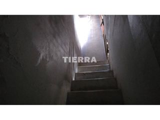 Casa aparellada  Calle puerto rico. Venta de casa pareada en yecla