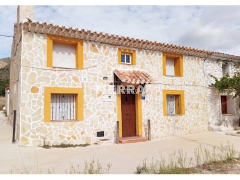 Foto 1983ba95-86c4-41e8-a184-3b763d9386ff. Edifici a Socovos