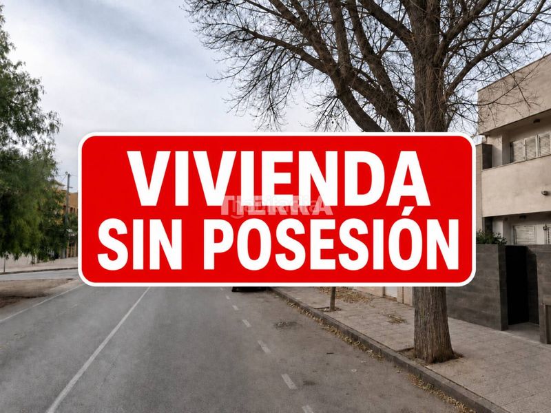 Foto 77882e00-1429-479a-8b64-d89ab747973d. Casa adossada amb aparcament a Yecla