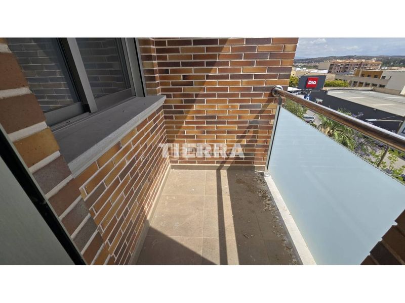 Foto ee00859f-eaf2-478f-bd89-7cb103d16b0d. Pis amb aparcament a Alcantarilla