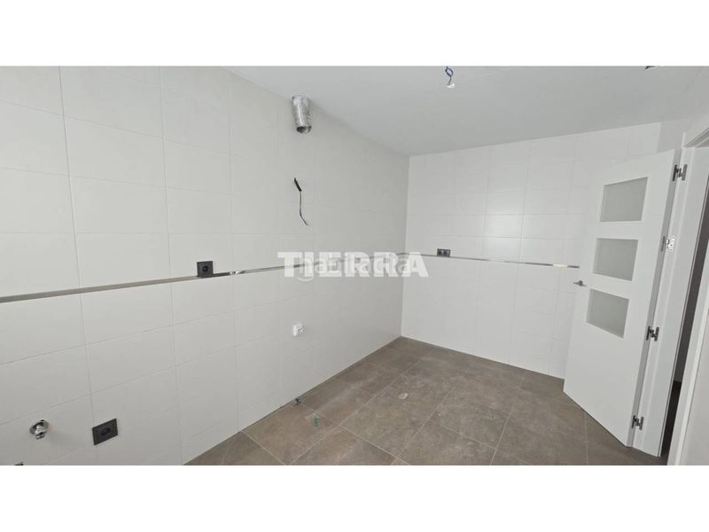 Foto 59023151-0027-43ef-be73-7d5a8fb864eb. Pis amb aparcament a Alcantarilla